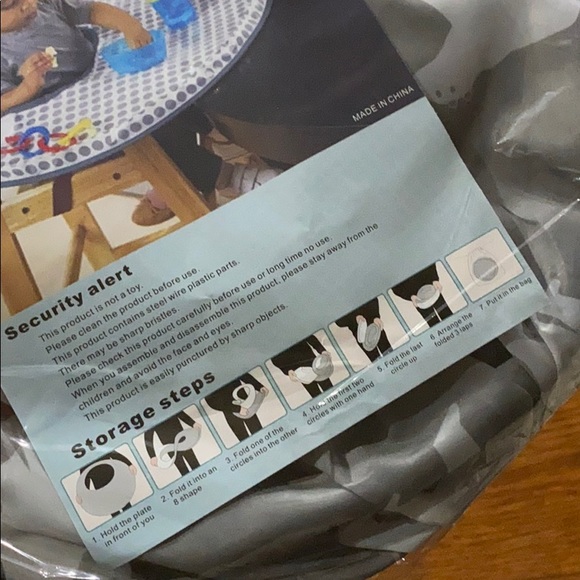Dining out portable baby tray polar bear gray nwt - Picture 3 of 6